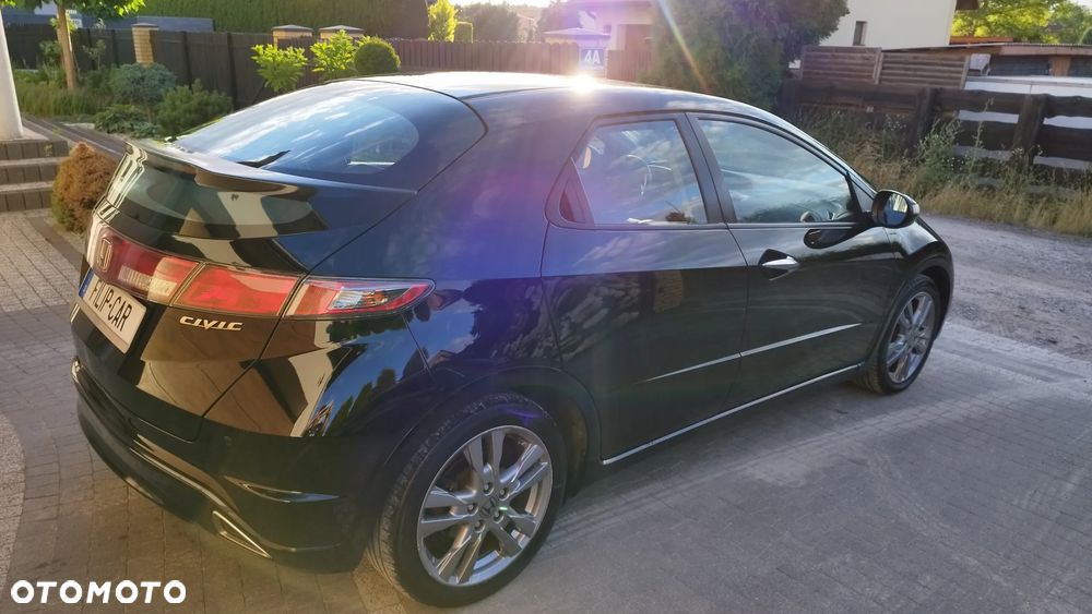 Honda Civic 1.8i-VTEC Executive - 6