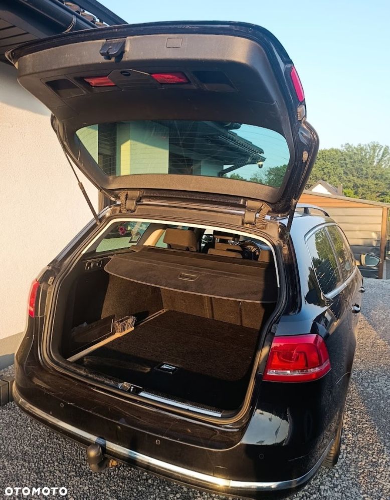 Volkswagen Passat 2.0 TDI DPF Comfortline - 13