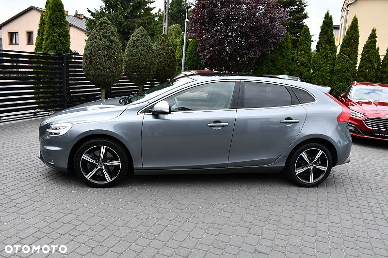 Volvo V40 T4 Geartronic RDesign - 29