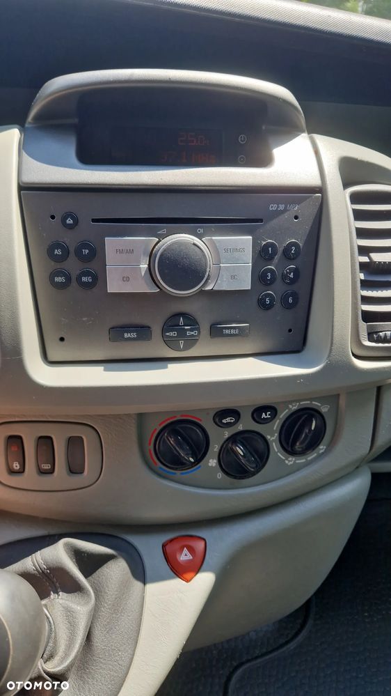Opel Vivaro - 3