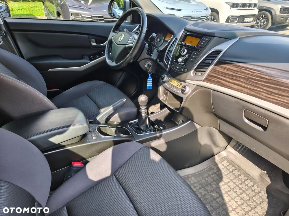 SsangYong/KGM Korando 2.0 e-XDi Quartz - 13