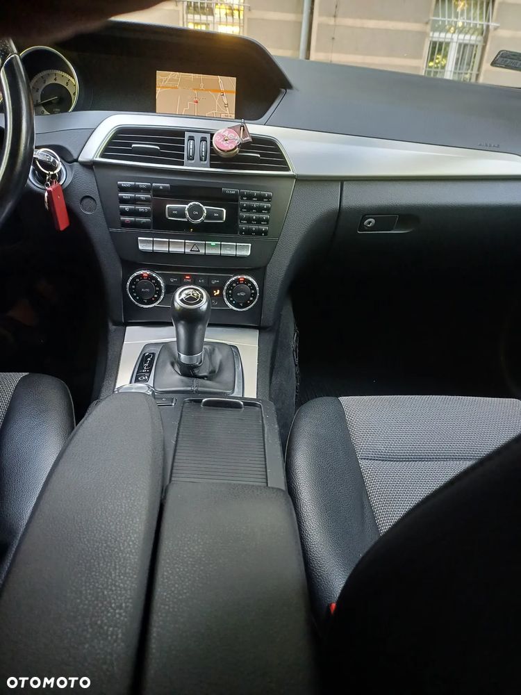 Mercedes-Benz Klasa C - 16