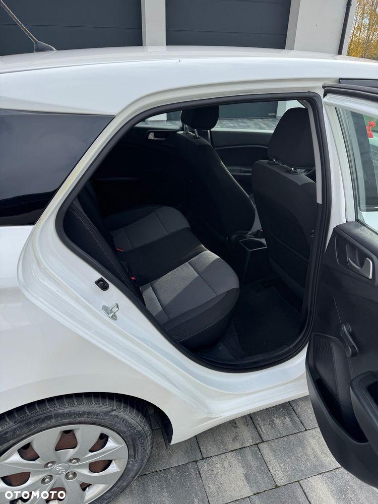 Hyundai i20 - 8