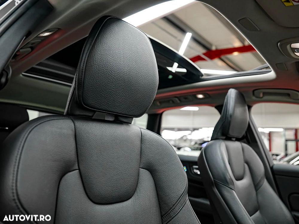 Volvo XC 60 Recharge T6 Twin Engine eAWD Inscription Expression - 24
