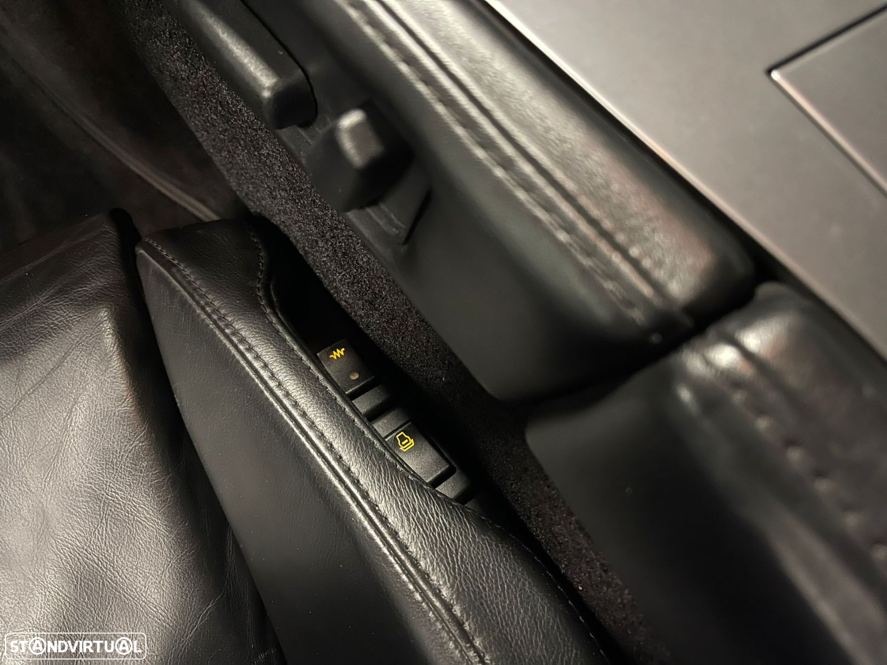 Aston Martin DB9 Volante Touchtronic - 23