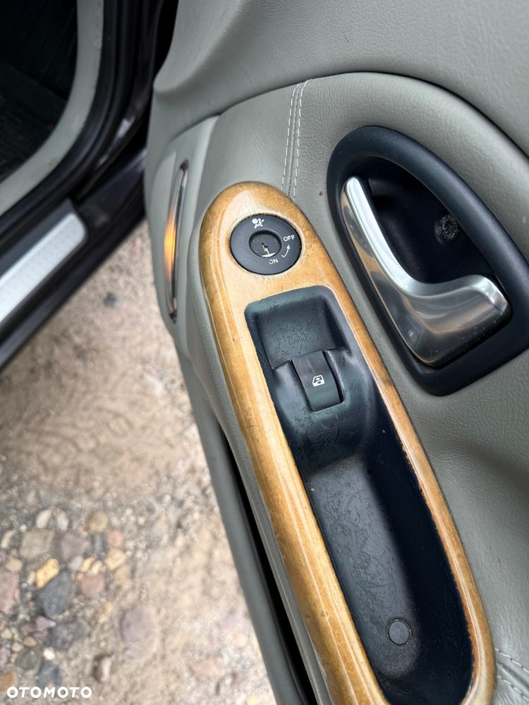 Renault Clio 1.4 16V Initiale - 7