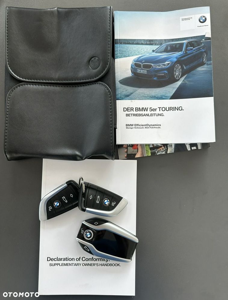 BMW Seria 5 520d - 39