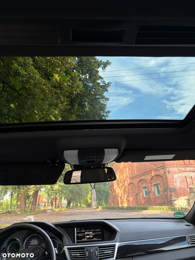 Mercedes-Benz Klasa E 350 CDI DPF BlueEFFICIENCY 7G-TRONIC Avantgarde - 16