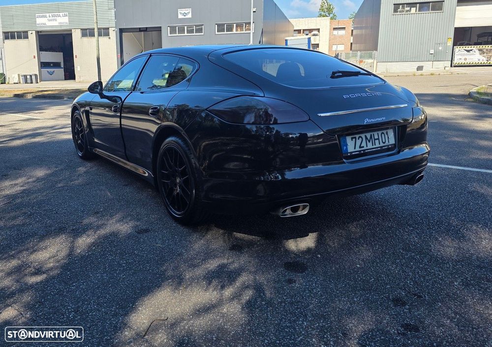 Porsche Panamera 3.0 V6 - 6
