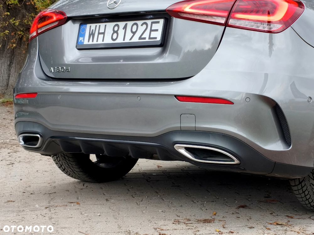 Mercedes-Benz Klasa A 180 d 7G-DCT AMG Line - 26
