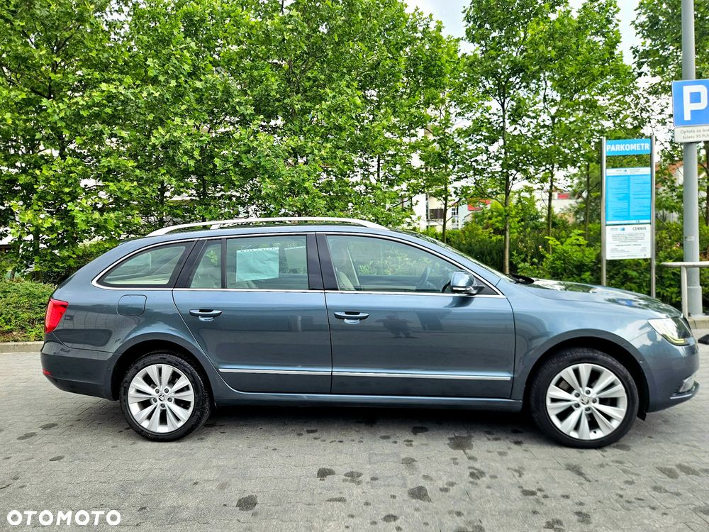 Skoda Superb 2.0 TSI Elegance DSG - 5