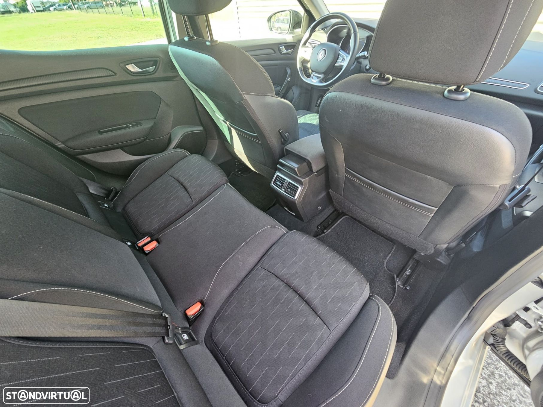 Renault Mégane 1.5 dCi Zen ECO - 23