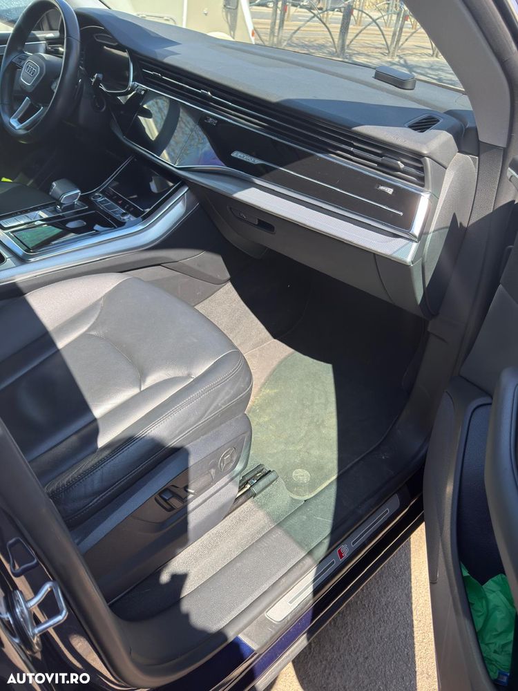 Audi Q8 55 TFSIe quattro tiptronic - 10