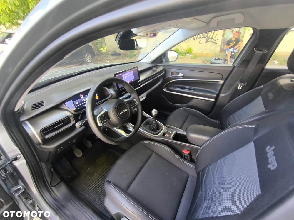 Jeep Avenger 1.2 GSE T3 Altitude FWD - 9