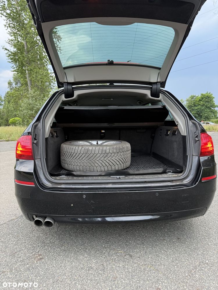 BMW Seria 5 520d xDrive - 8