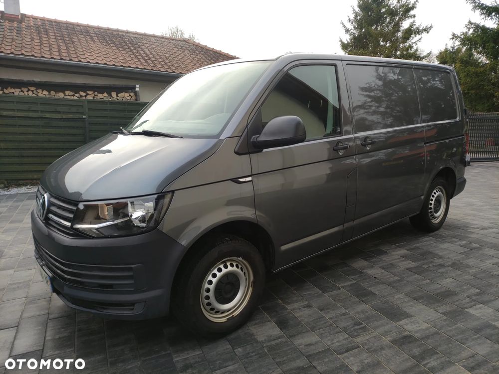 Volkswagen Transporter - 9