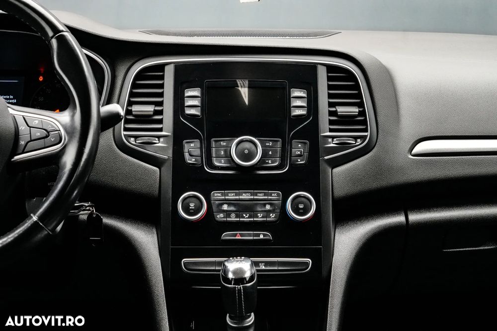 Renault Megane Blue dCi 116 Zen - 18