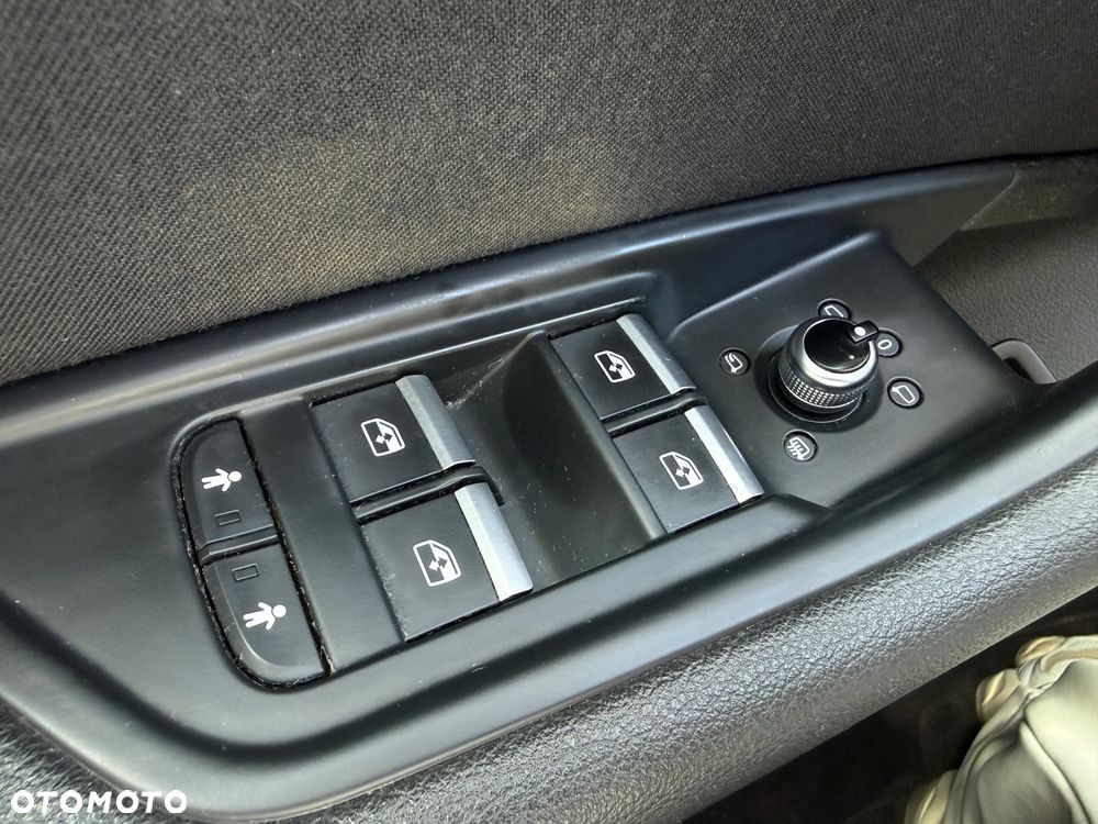 Audi A4 Avant - 19