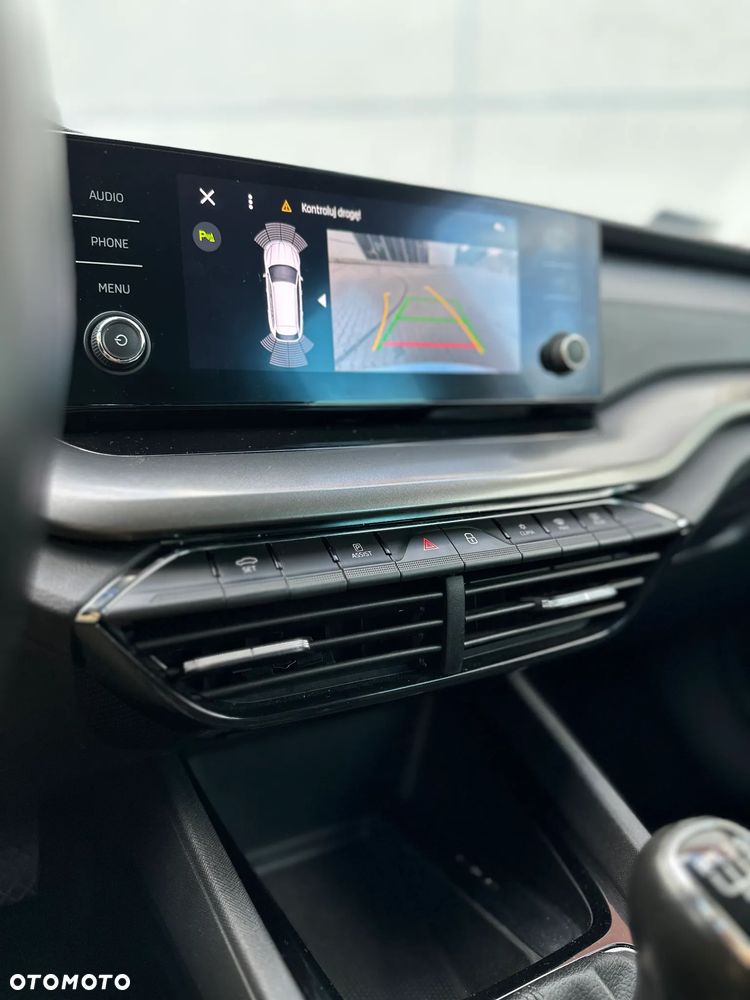 Skoda Octavia 1.5 TSI ACT Active - 7