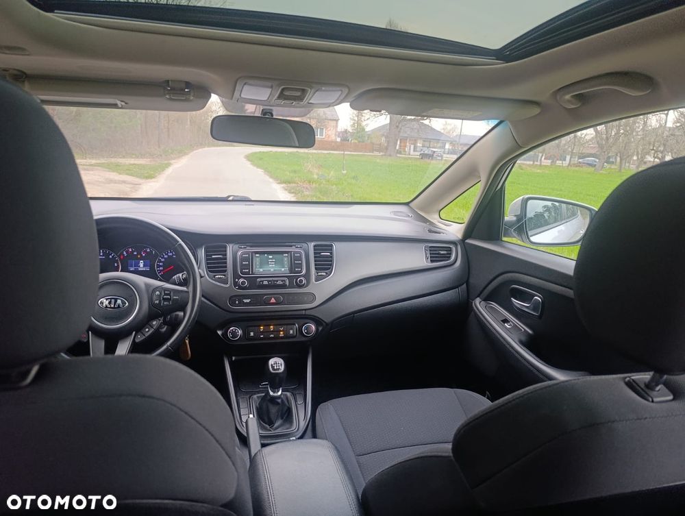 Kia Carens 1.7 CRDi 115 Dream Team Edition - 20