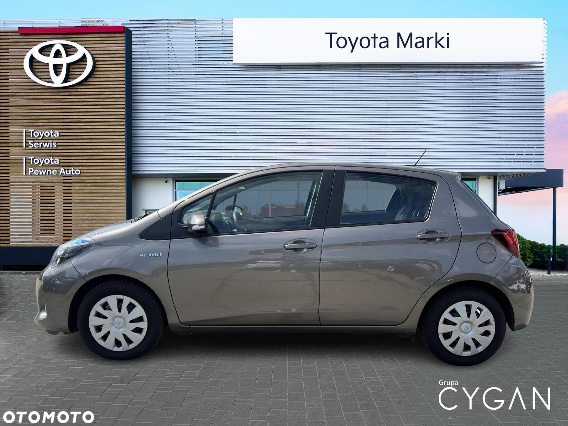 Toyota Yaris - 4