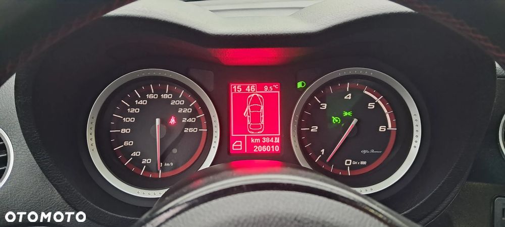 Alfa Romeo 159 2.4 JTDM 20V DPF ti - 32