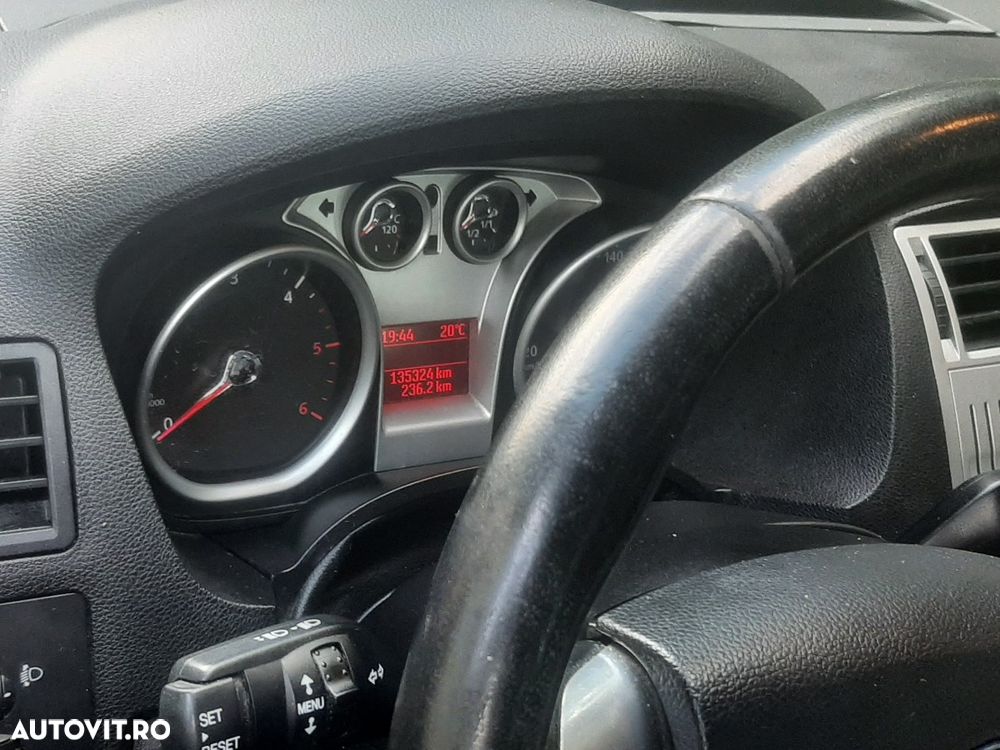 Ford Kuga 2.0 TDCi Trend - 7