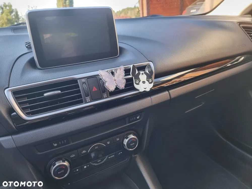 Mazda 3 - 7