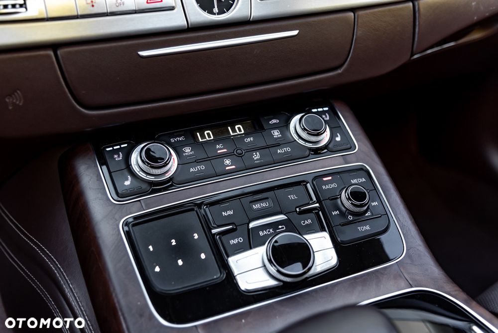 Audi A8 4.2 TDI Quattro - 32