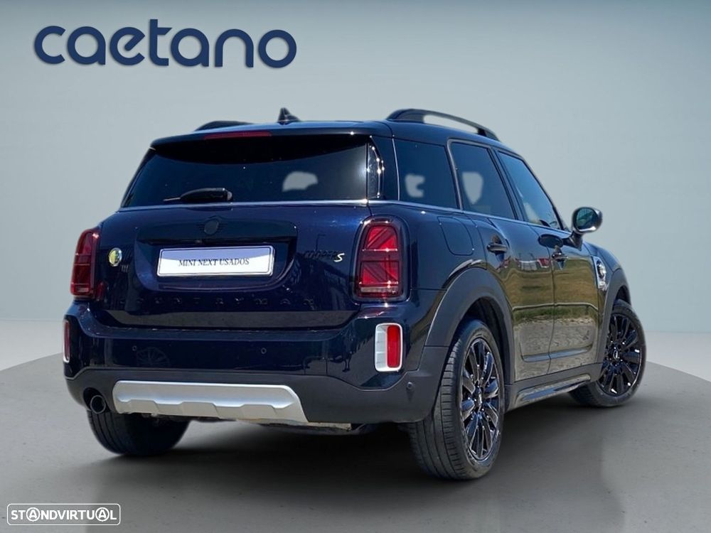 MINI Countryman Cooper SE Premium Classic Auto - 2