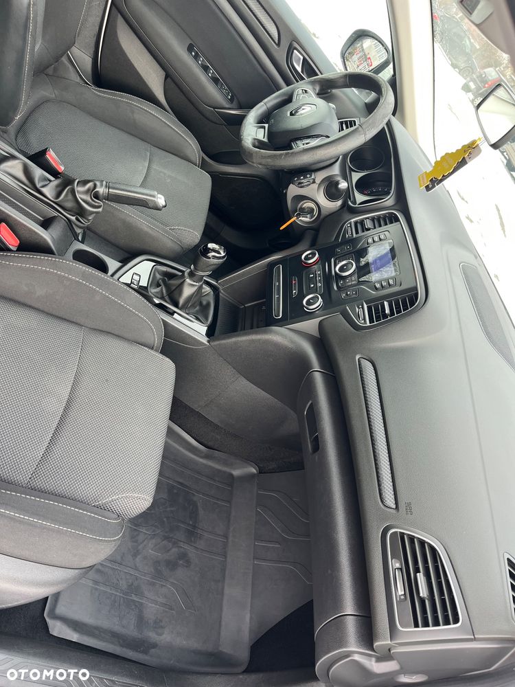 Renault Megane 1.3 TCe FAP Business - 12