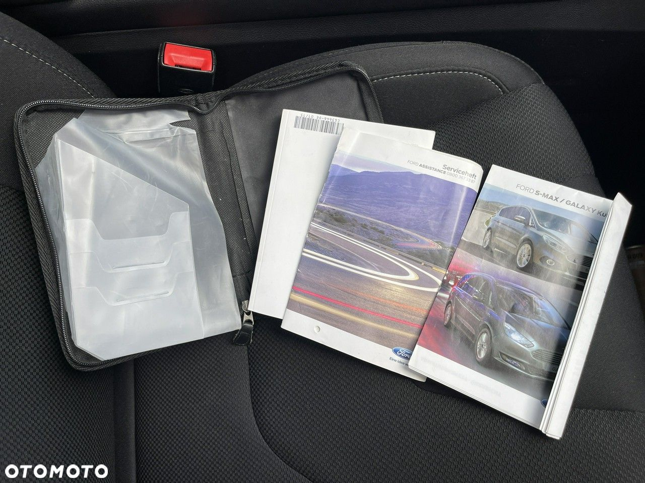 Ford S-Max - 30