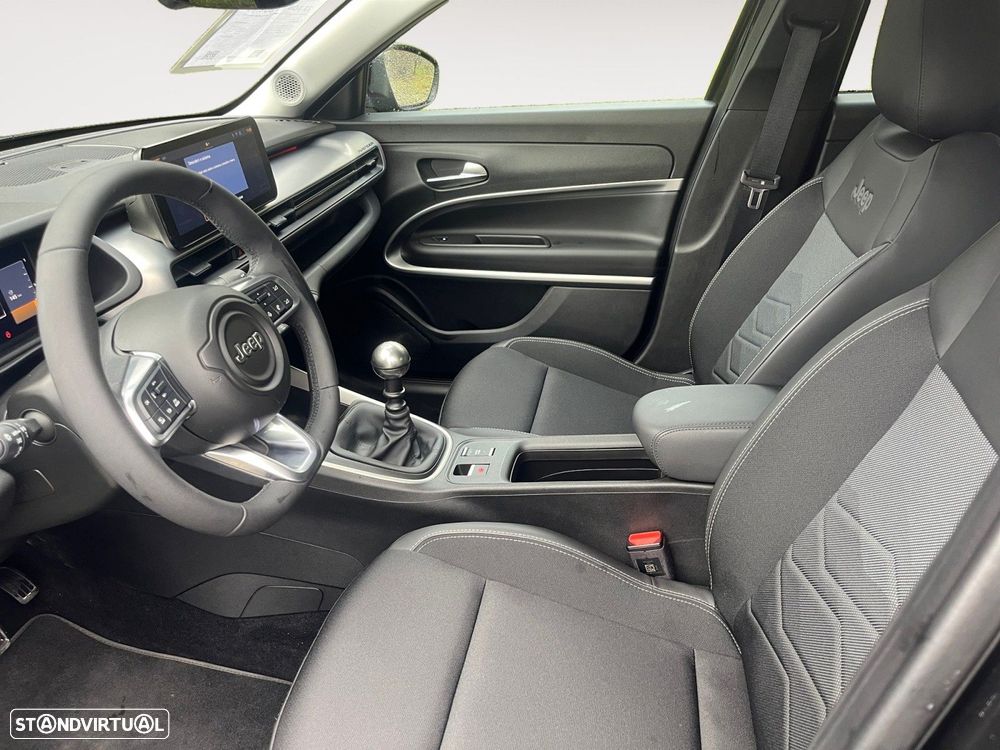 Jeep Avenger 1.2 GSE T3 Summit - 9