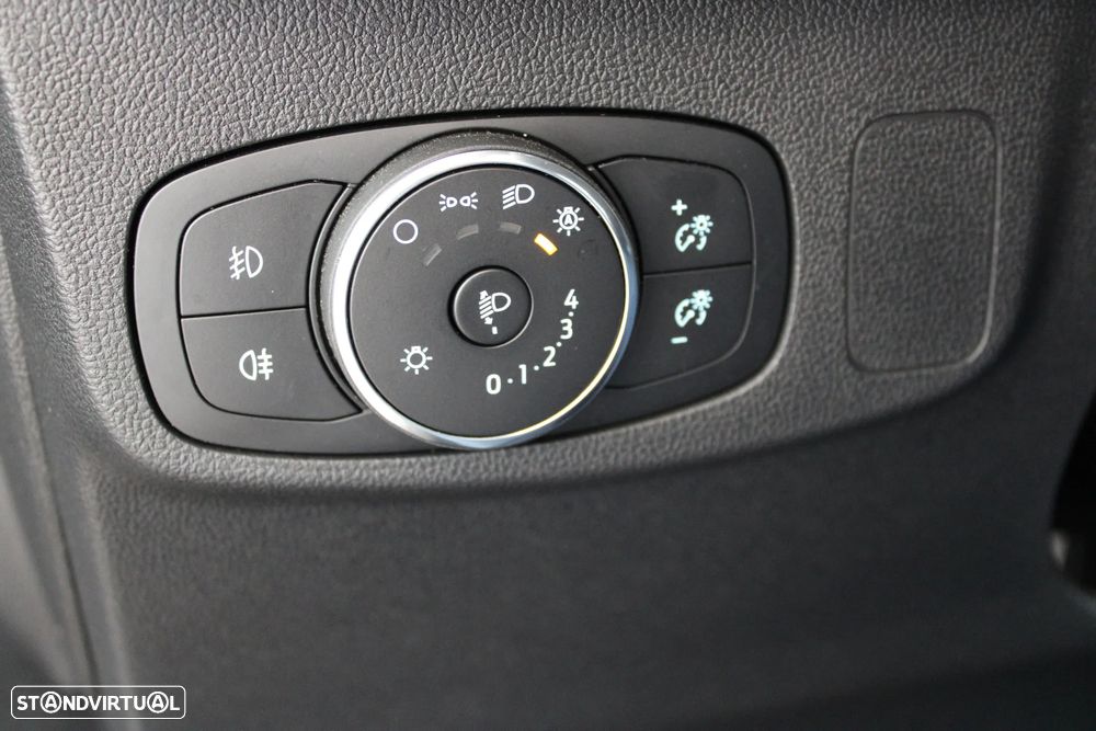 Ford Focus 1.0 EcoBoost MHEV ST-Line - 9