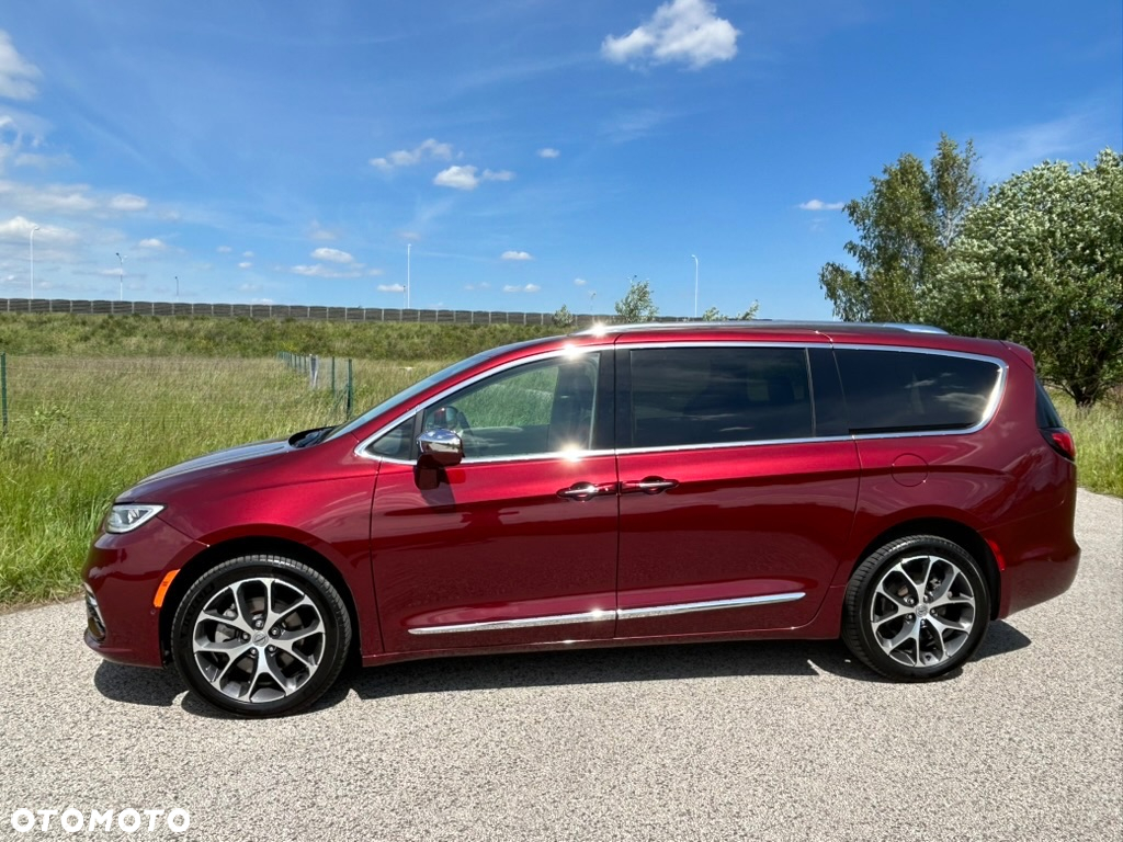 Chrysler Pacifica - 6