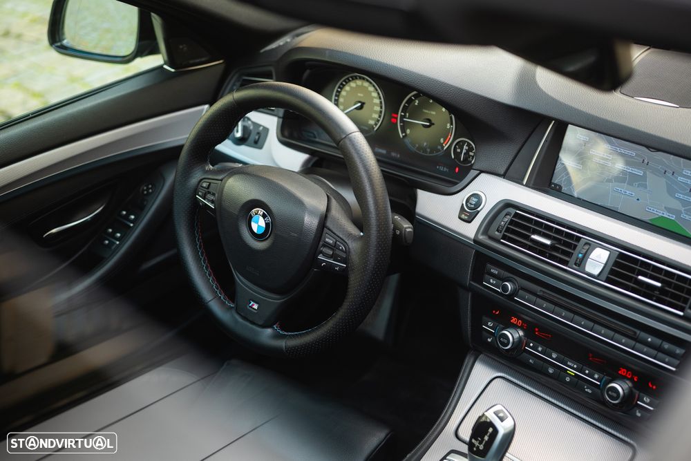 BMW 520 d Pack M Auto - 11