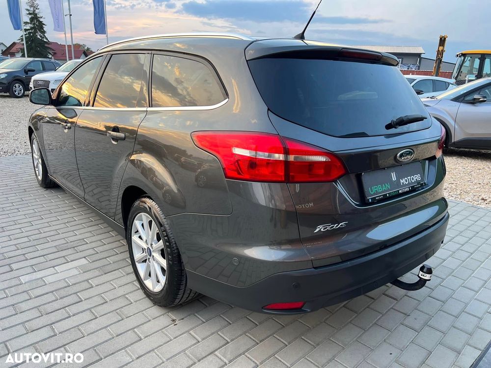 Ford Focus 1.6 TDCi DPF Start-Stopp-System Titanium - 13