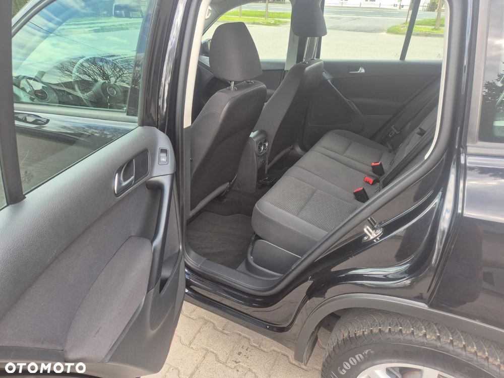 Volkswagen Tiguan - 13