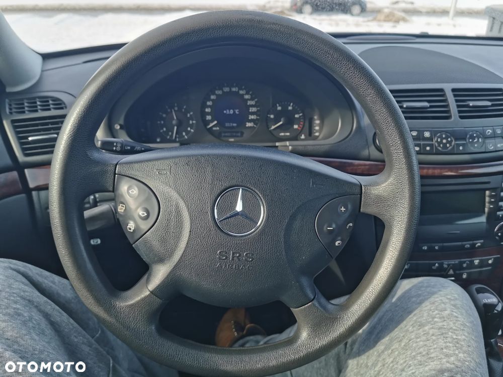 Mercedes-Benz Klasa E 280 CDI Classic - 25