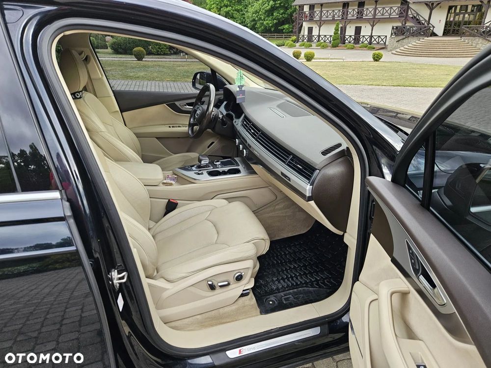 Audi Q7 - 22