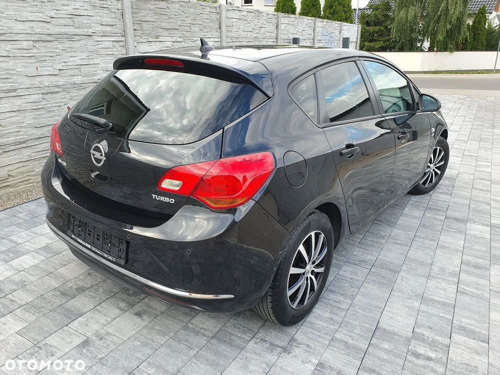 Opel Astra - 4