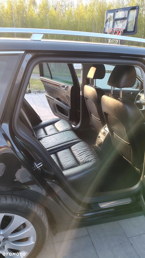 Skoda Superb 1.8 TSI FAMILY - 23