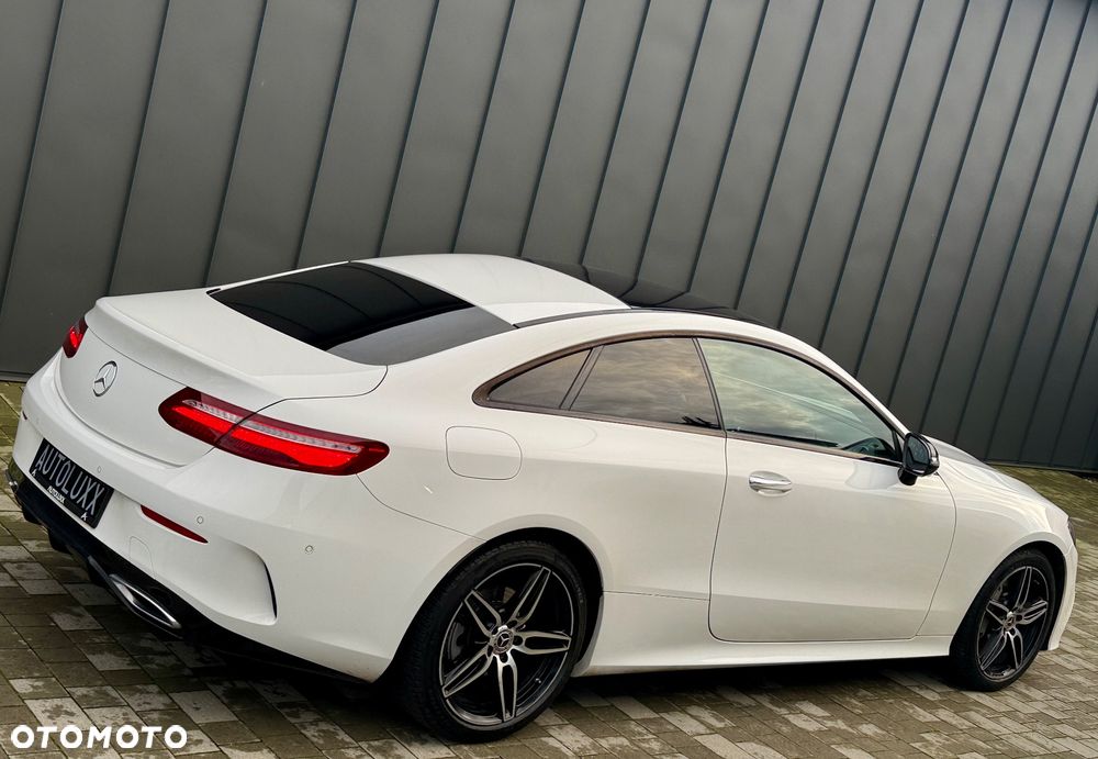 Mercedes-Benz Klasa E 220 d 4-Matic 9G-TRONIC - 8