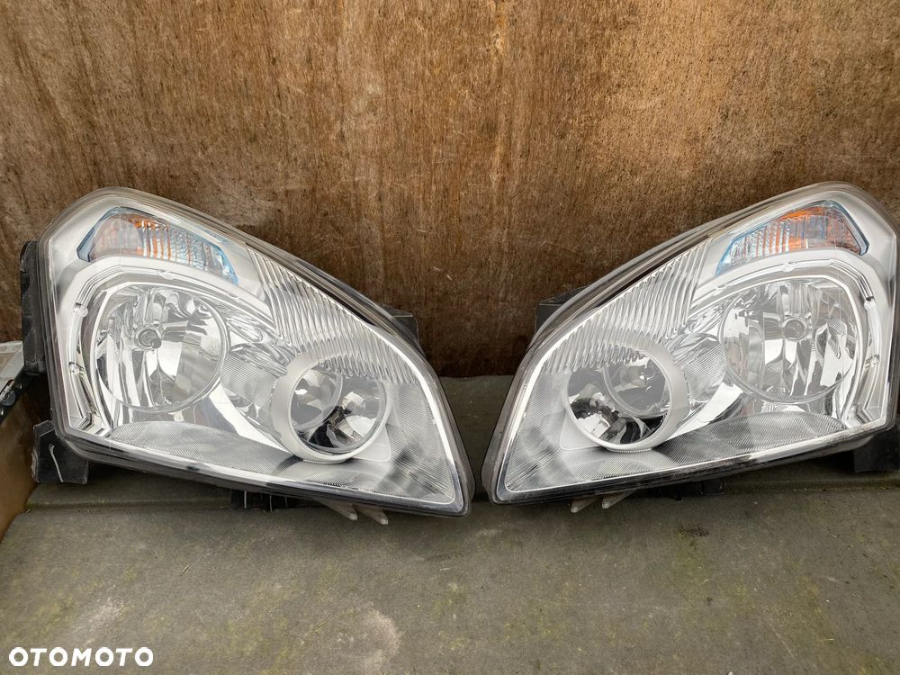 lampy qashqai komplet eu całe - 1