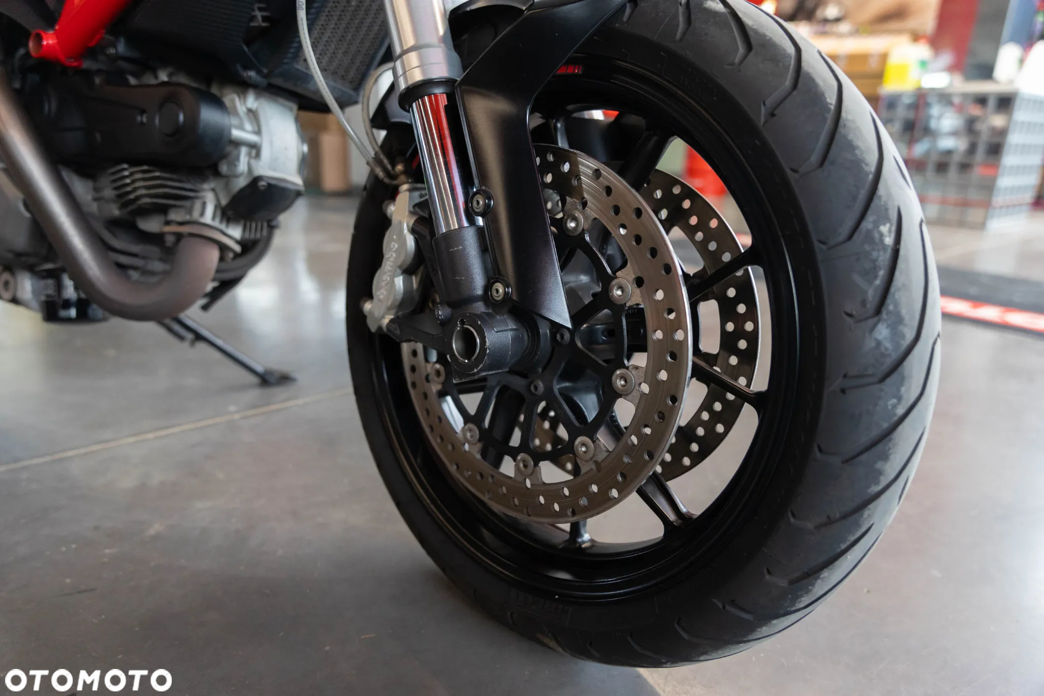 Ducati Monster - 17