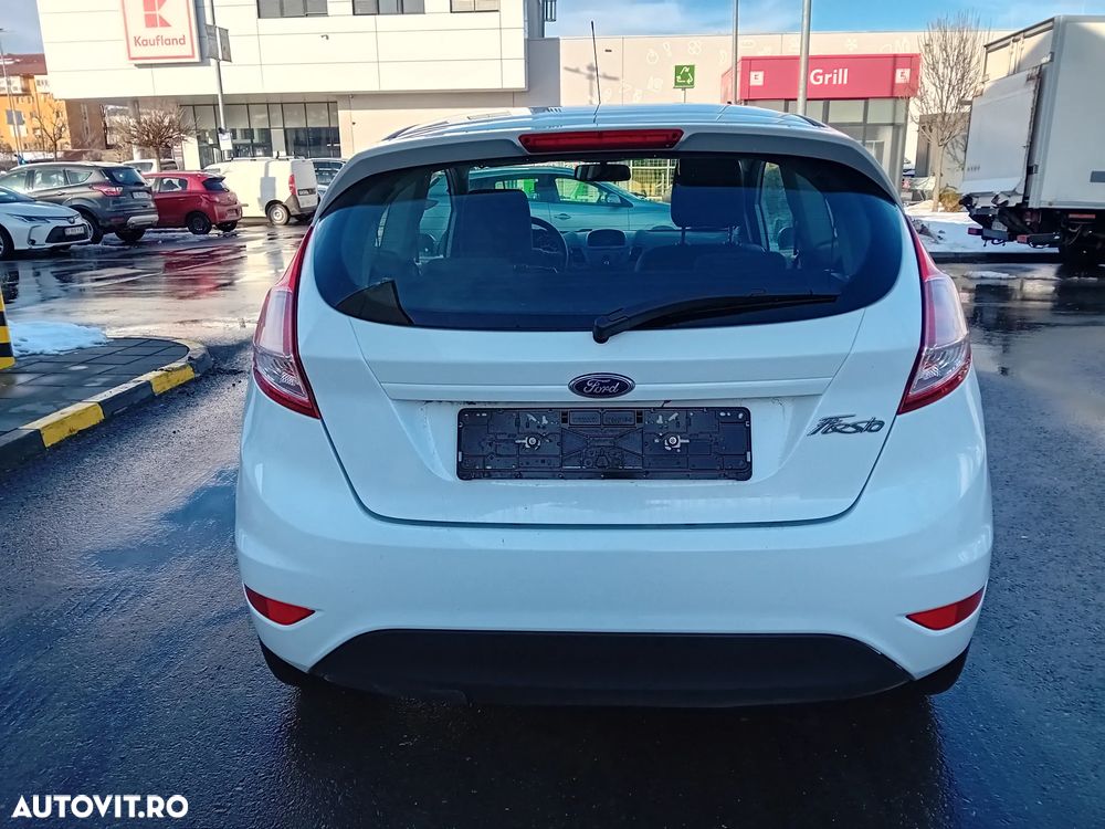 Ford Fiesta 1.25 Celebration - 16