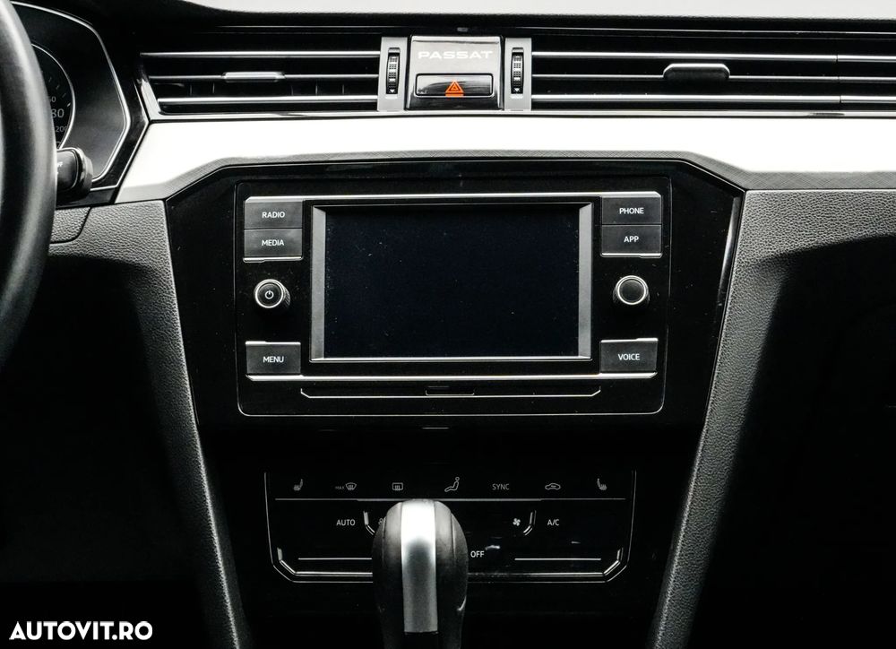 Volkswagen Passat 2.0 TSI ACT OPF DSG Highline - 19