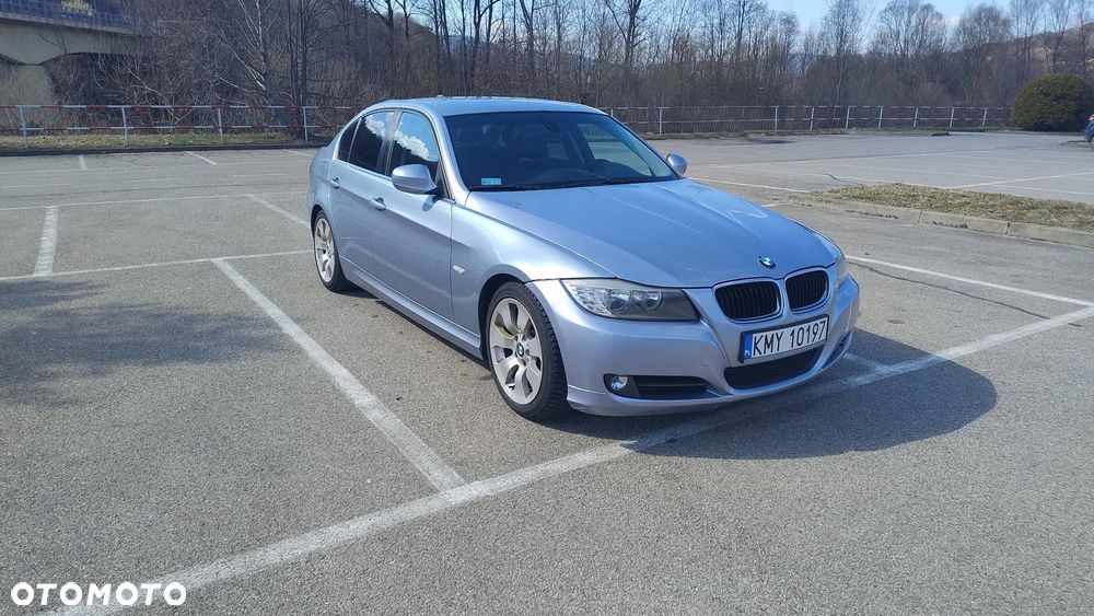 BMW Seria 3 325i - 1