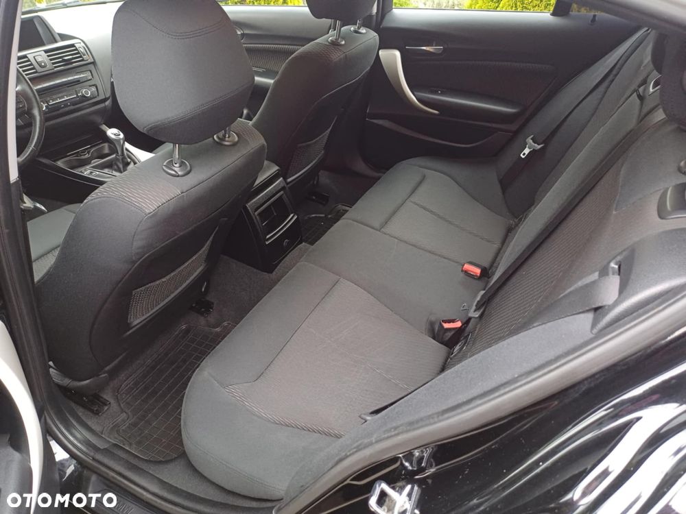 BMW Seria 1 116i - 12