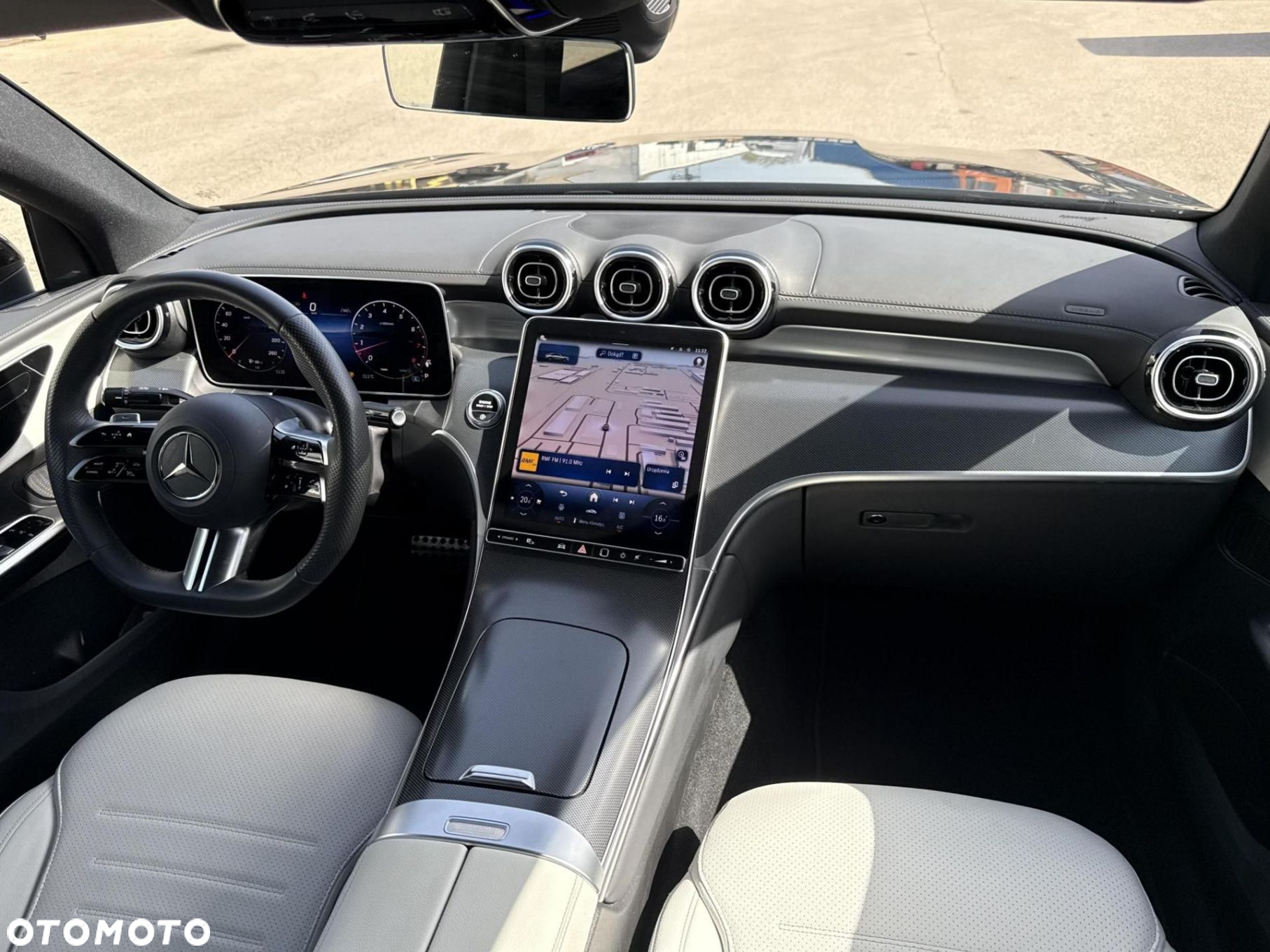 Mercedes-Benz GLC - 18
